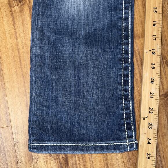 BKE Harper Buckle Womens Crop Capri Jeans Size 31 Blue Mid Rise Straight Stretch - Picture 5 of 7